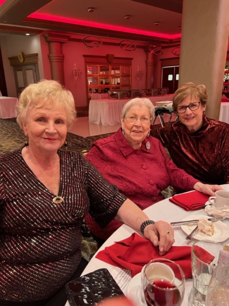 ./Gallery/2022 Christmas Party/IMG_2585.jpg